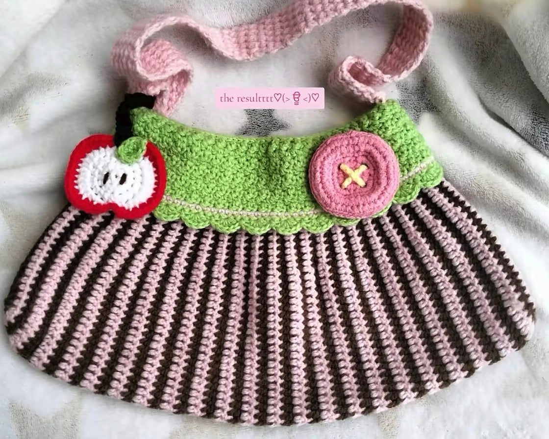BUTTON BAG Crochet Pattern~